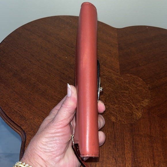 Kate Spade Satchel/Crossbody/shoulder bag turn lock Brown leather amazing cond - Picture 17 of 17